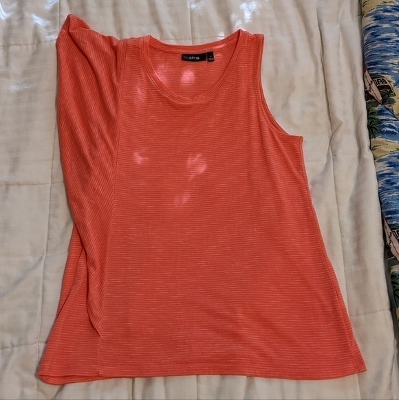 APT. 9 top with one flutter sleeve size small - Picture 1 of 5